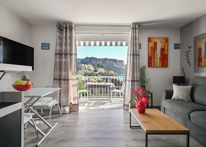 T2 Le Panorama * Cassis