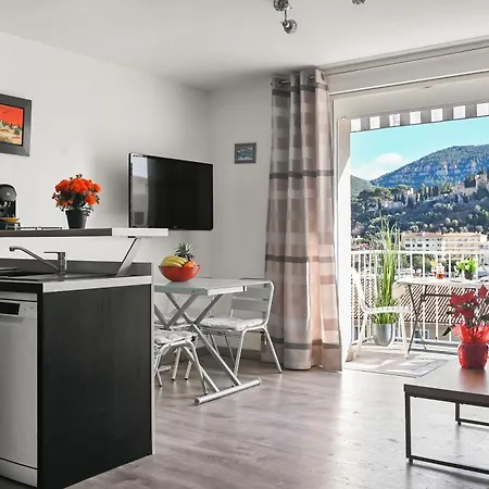 T2 Le Panorama Apartament *